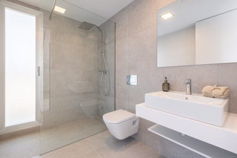 FOTO BAÑO 3-100
