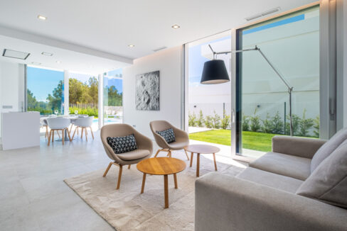 l-r-costa-homes-essential-foto-2-salon-100