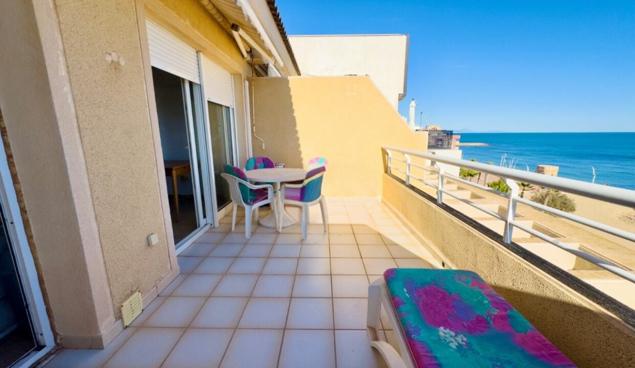 resale-apartment-flat-torrevieja-la-mata_239590_xl_1408ecf2-43ae-4118-a196-56deed803ebd_PhotoGrid
