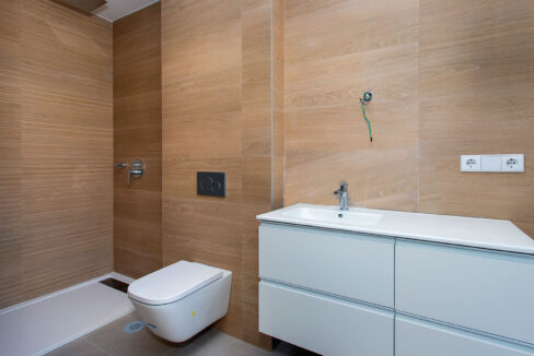 BAÑO ENSUITE DORM 1