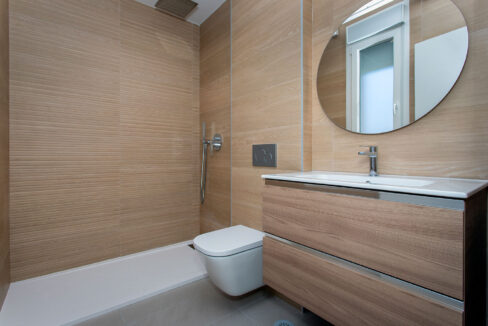 baño ensuite planta baja